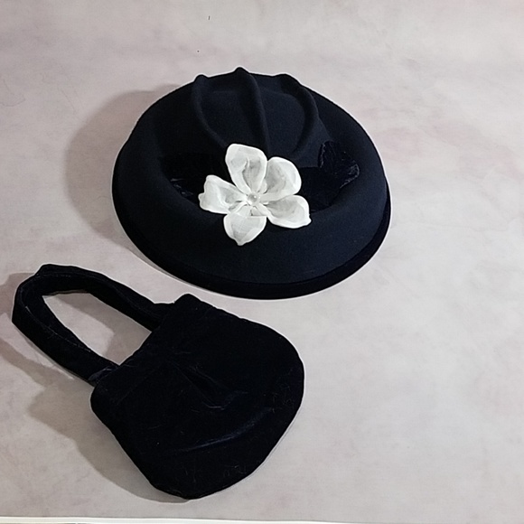 Vintage Fascinator - Picture 2 of 5